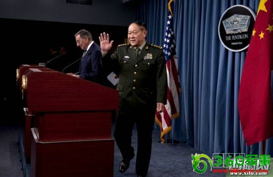 5月7日，两国防长出席五角大楼接见会
